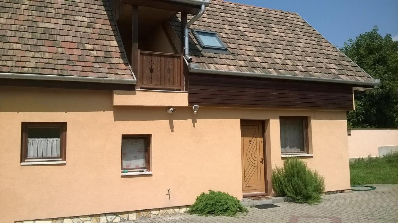 Villa Giulia Vendeghaz Verpelét Buitenkant foto